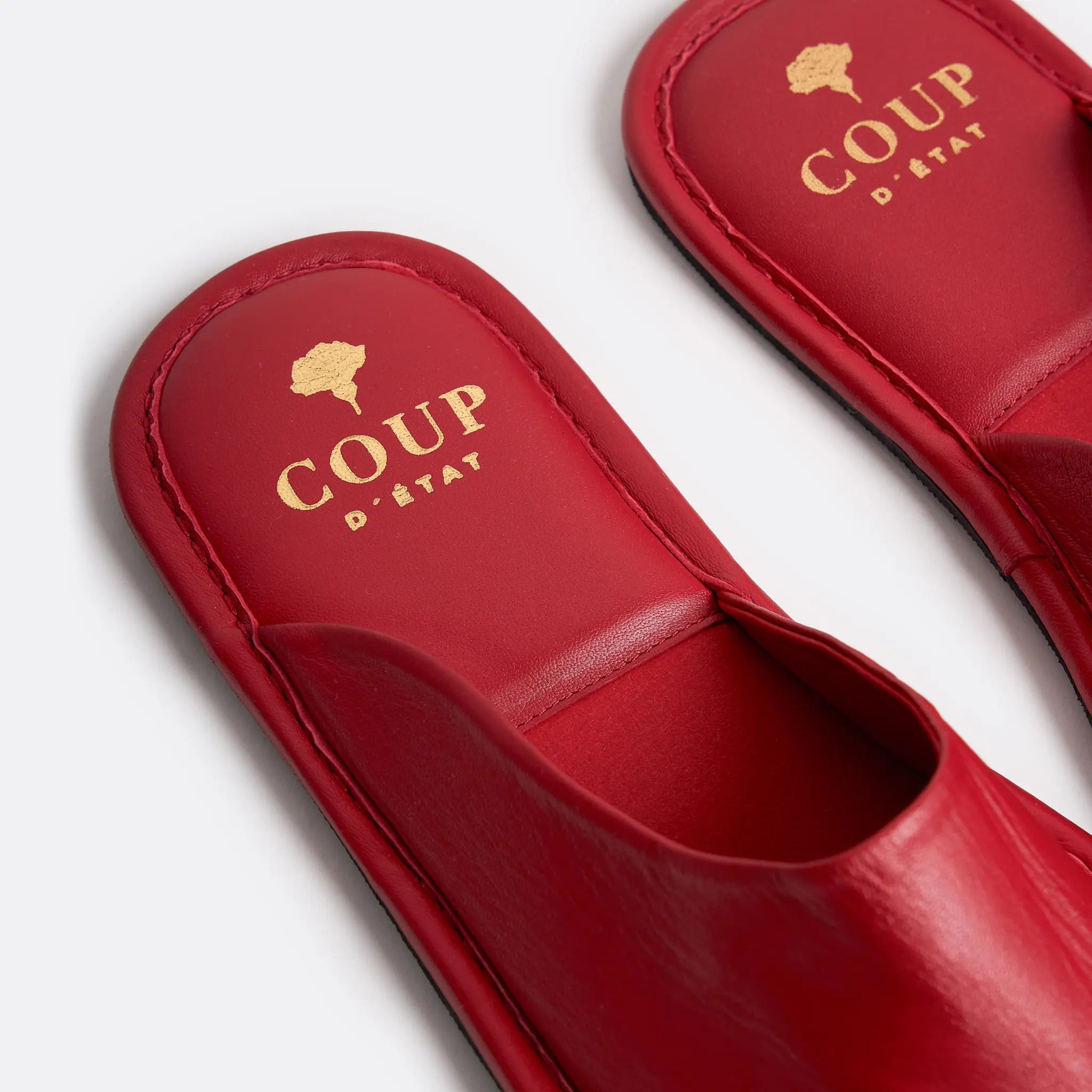 Bedroom Slippers in Red Leather - Handrafted - Coup D'État Portugal