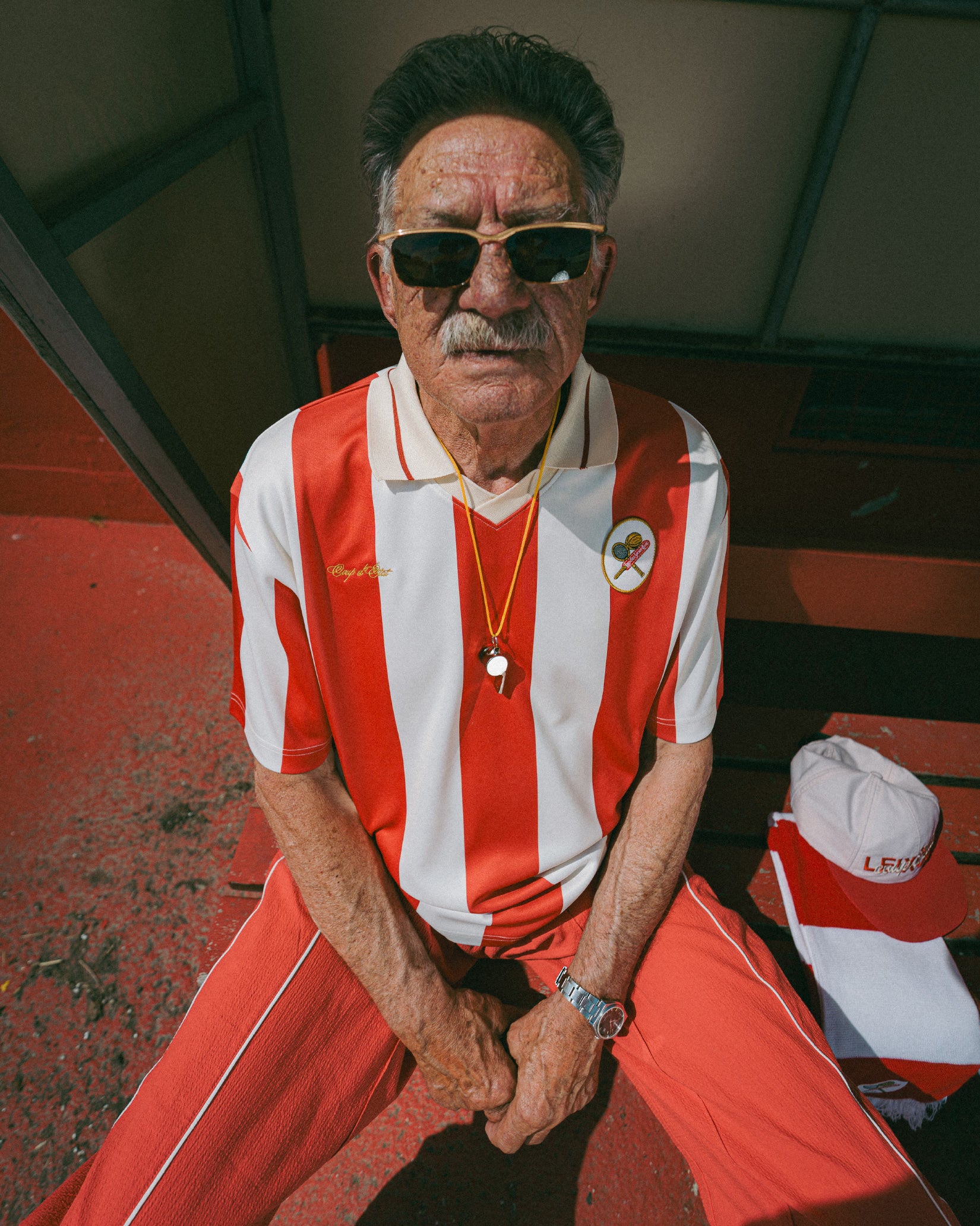 Vintage short sleeve Jersey in Off-white and Red - Coup D'État and Leixões S.C. collaboration - Portugal