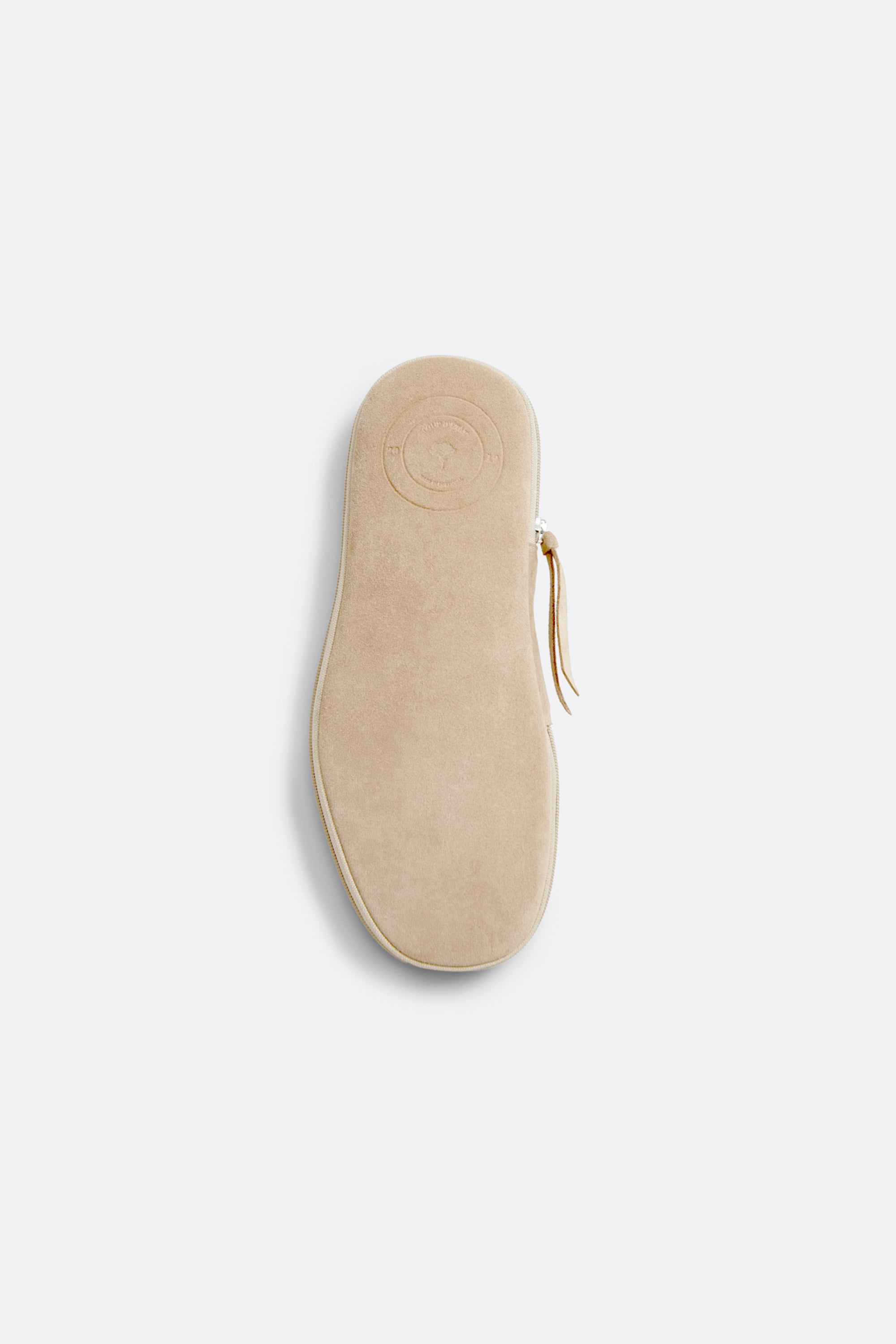 Bedroom slippers in beige - Handcrafted Suede - Coup D'État Portugal