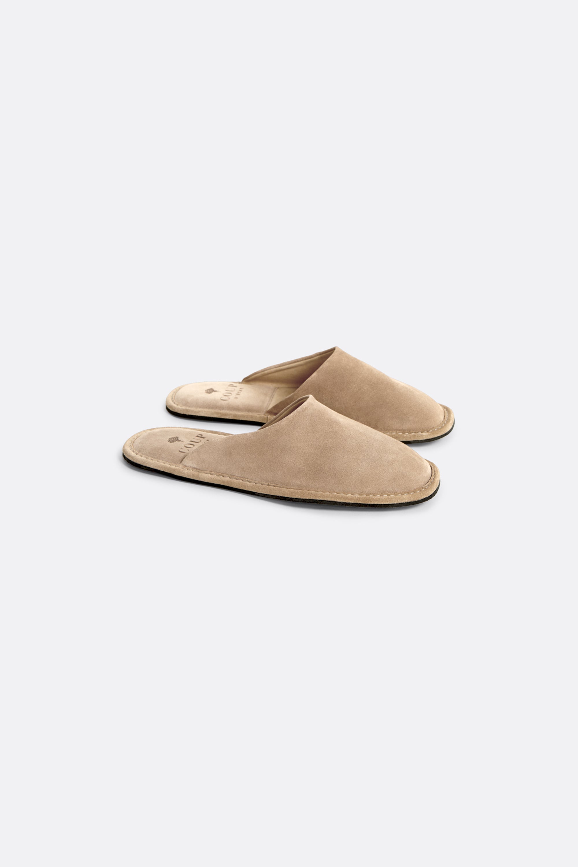 Bedroom slippers in beige - Handcrafted Suede - Coup D'État Portugal