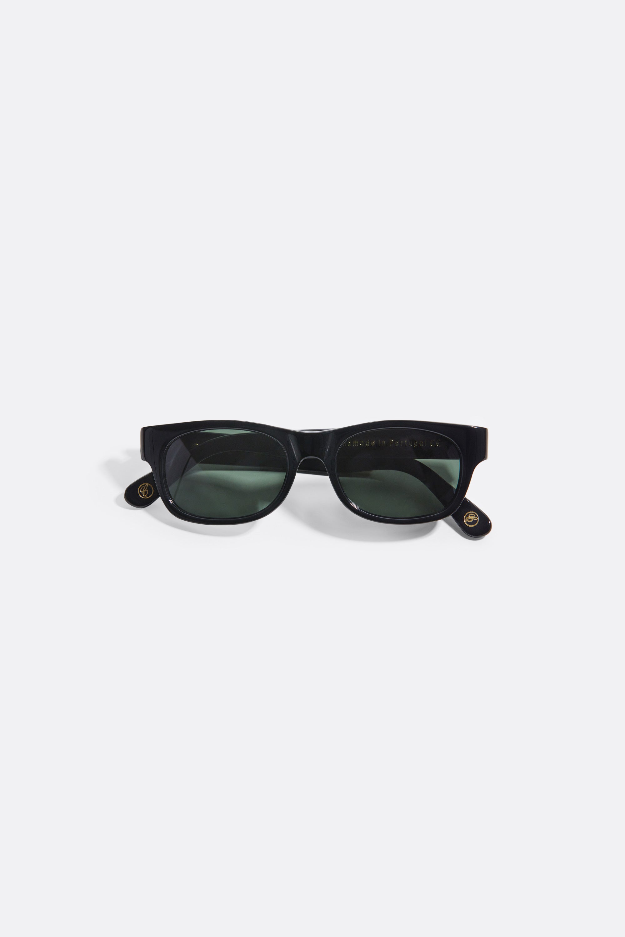 Sunglasses in Black with Dark Green Lenses - Handcrafted - Coup D'État Portugal