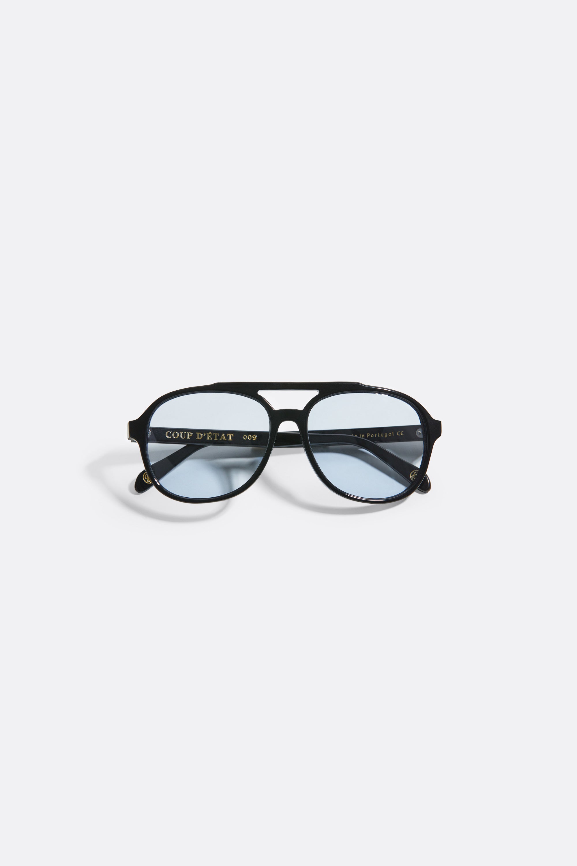 Sunglasses in Black and light Gray lenses Handcrafted - Coup D'État Portugal 