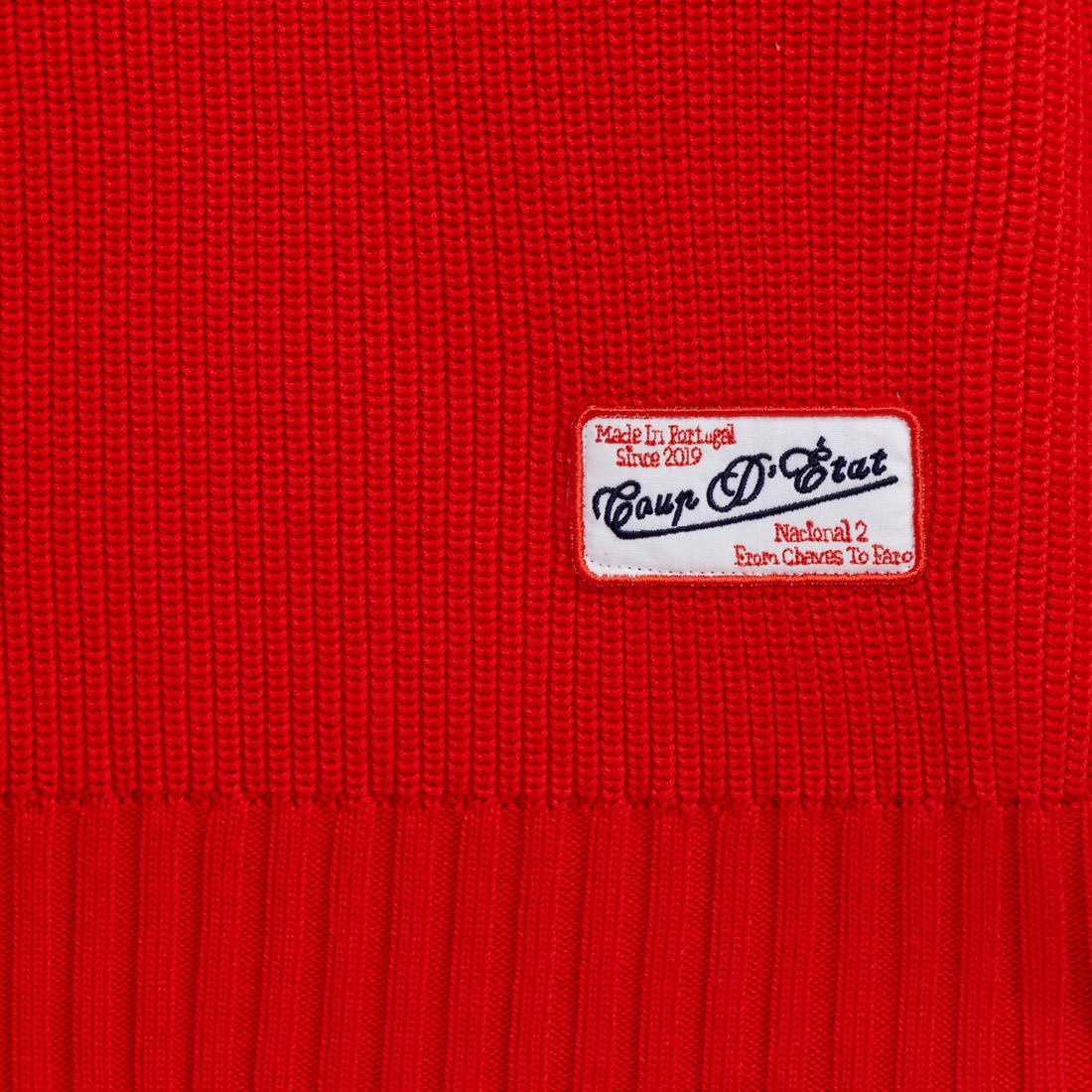 Knitted quarter zip in Red - Coup D'État Portugal