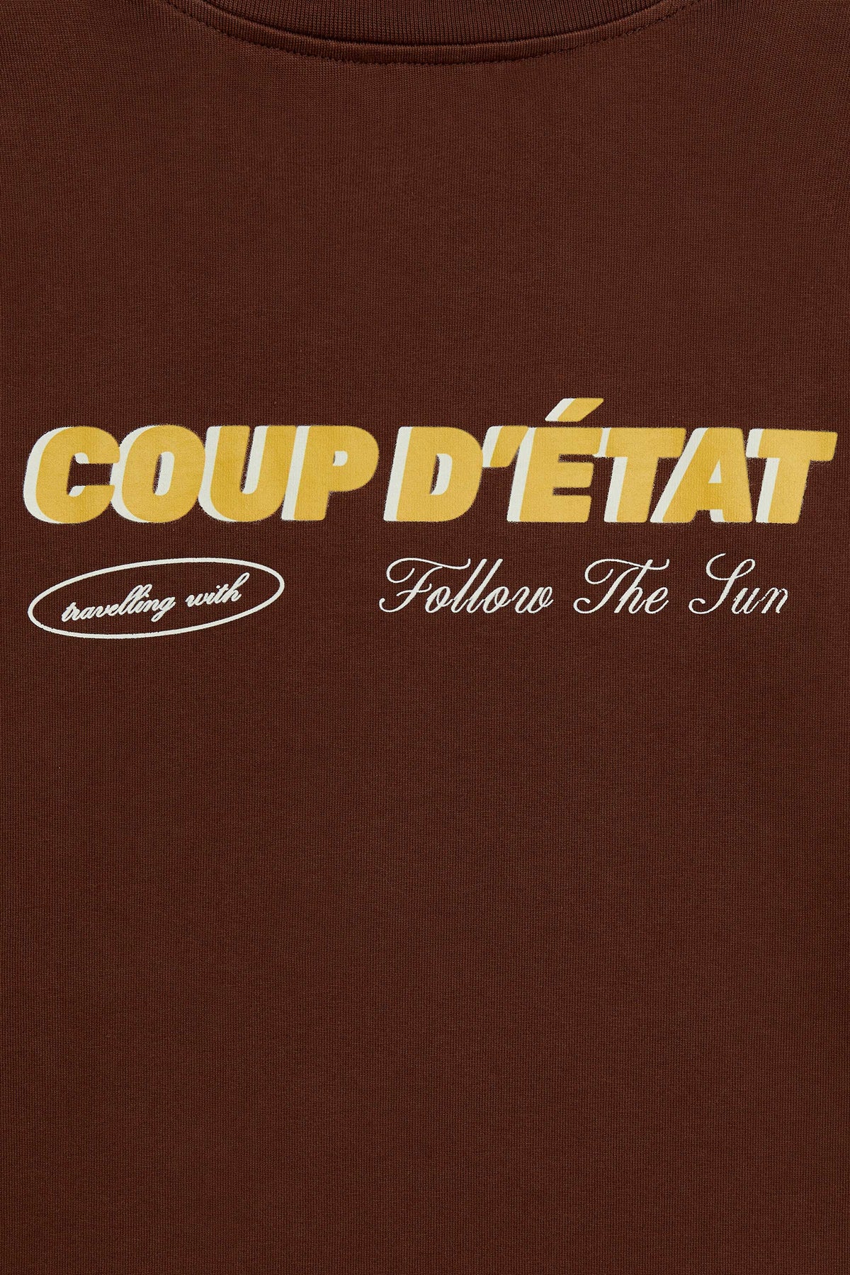 Travelling with Follow The Sun - Brown T-shirt - Collaboration with Follow The Sun - Coup D'État Portugal