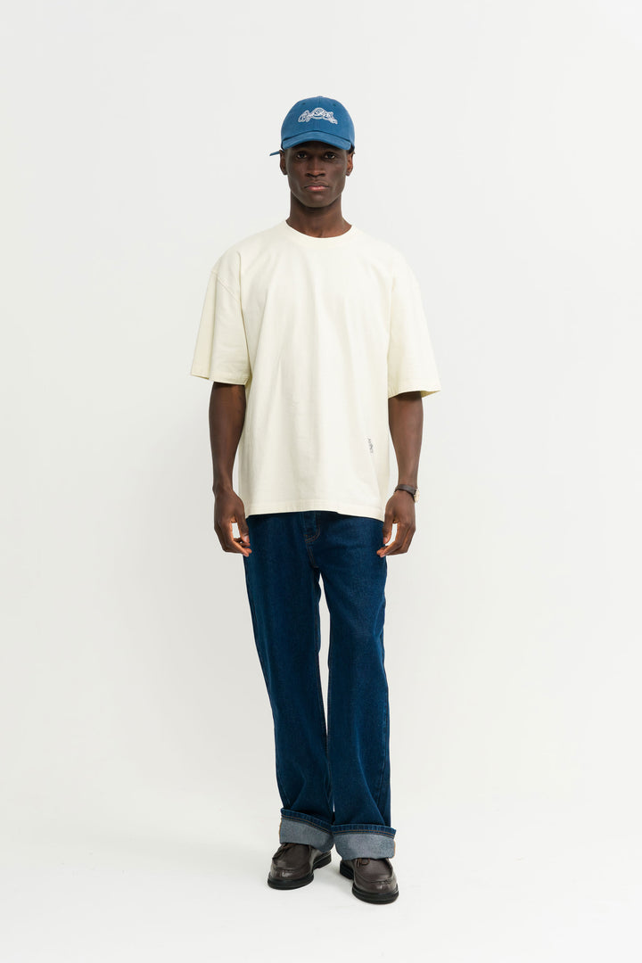By The Window T-shirt in Off-white - Male model - Coup D'État Portugal